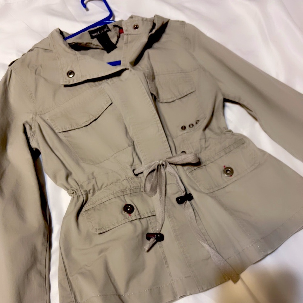 Women’s casual Jacket.Size medium. Wet seal brand